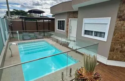 Casa mobiliada pronta para morar em camboriú a 10 minutos da praia central