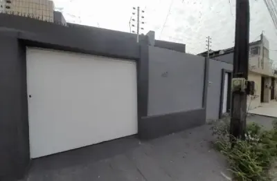 Casa 03 quartos 02 suites 01 vaga 184m2 no farias brito quintal varanda