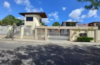 Casa no cond maison blanche 04 quartos 04 suites 05 banheiros 03 vagas 164m2 piscina