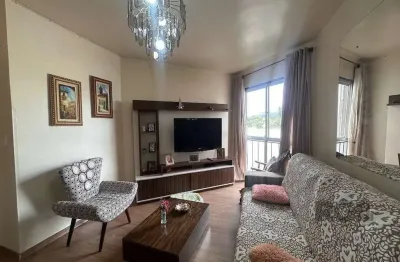 Apartamento a venda, dois dormitórios mobiliado no bairro Cristal.