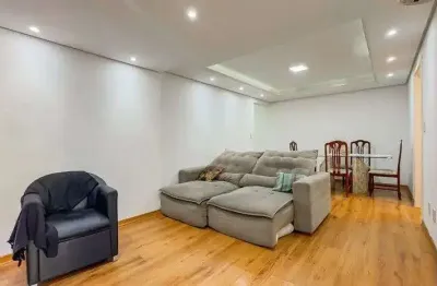 Apartamento Semimobiliado com 3 Dormitórios (1 Suíte com Hidro) – 104 m² e Vaga