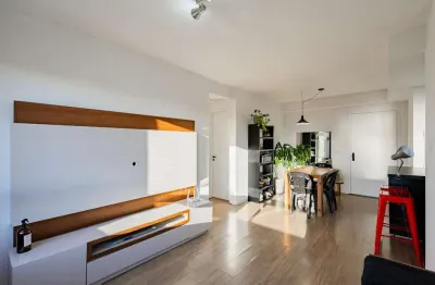 Excelente 2 quartos(suíte), churrasqueira e vaga. Infra completa: Punto Lindóia