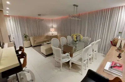 Apartamento com 3 quartos, vaga, elevador e piscina no Bairro São Sebastião