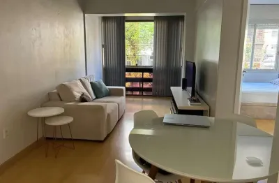 Vende-se apartamento com 1 dormitório, 40 m² e 1 vaga - Auxiliadora