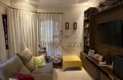 Oportunidade - casa sobrado - parque residencial flamboyant - 3 dormitórios - 160m² - estuda permuta por veiculo ate 80 mil