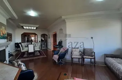 Apartamento - Vila Ema - Residencial Paul Cezanne - 199,23m² - 4 Dormitórios.