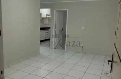 Oportunidade - apartamento - centro - jacareí - residencial central - 2 dormitórios - 70m².