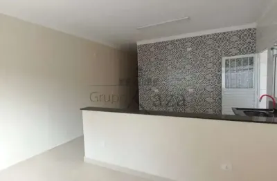 Casa - jardim nova república - 2 dormitórios - 66m² estuda pegar terreno como parte de pagamento