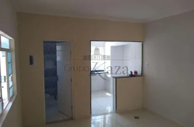 Casa com 2 quartos à venda na Rua Beijoeiro, 712000, Chácaras Pousada do Vale, São José dos Campos