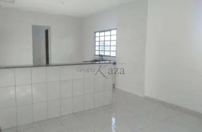 Oportunidade - casa sobreloja - residencial gazzo - 2 dormitórios - 70m².