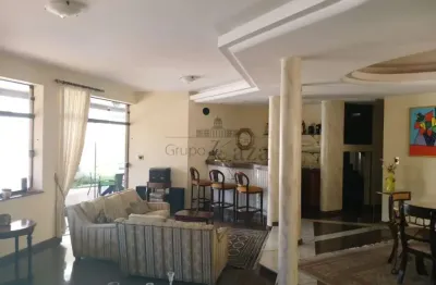 Oportunidade - Casa em Condomínio - Jardim Apolo I - Condomínio Apolo I - 4 Dormitórios - 458m².