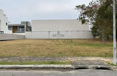 Oportunidade - terreno em condomínio - jardim do golfe - 711m².