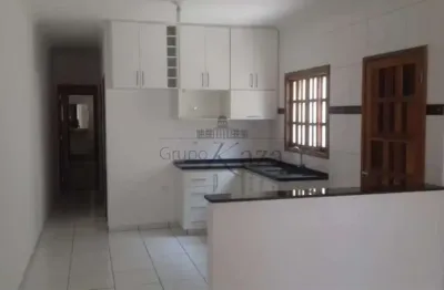 Casa com 2 quartos à venda na Avenida Hélio Siqueira Pinto, 732301, Residencial São Francisco, São José dos Campos