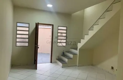 Oportunidade - casa sobrado em condomínio - solar dos ipês - residencial bosque dos ipês - 2 dormitórios - 59,50m².
