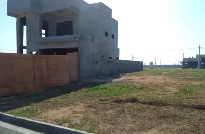 Oportunidade - terreno em condomínio - eugênio de mello - residencial vereda dos campos - 250m².