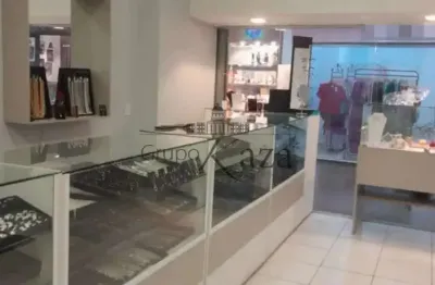 Ponto comercial à venda na Rua Rubião Júnior, 78240, Centro, São José dos Campos