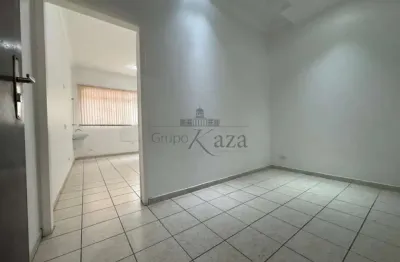 Sala comercial - centro - centro médico nelson d`avila - 30m².