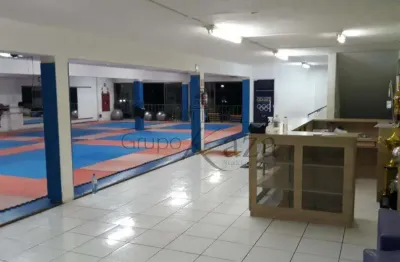 Casa comercial para alugar na Praça Cândido Dias Castejon, 73240, Centro, São José dos Campos