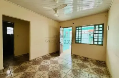 Oportunidade - casa térrea - jardim aeroporto - 3 dormitórios - 80m².
