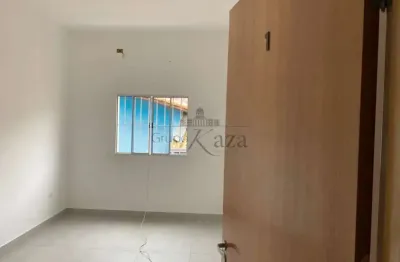 Oportunidade - Sala Comercial - Parque Nova Esperança - 13m².