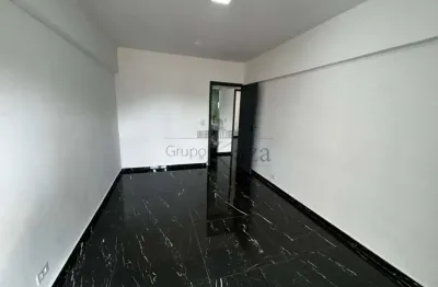 Oportunidade - Apartamento - Jardim São Dimas - Edifício Cabo Canaveral - 3 Dormitórios - 75m².