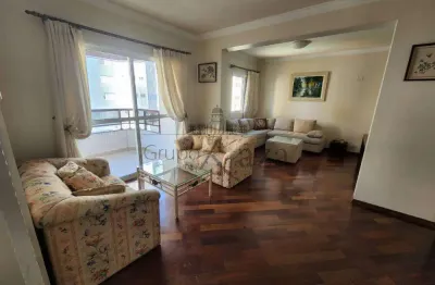 Oportunidade - Apartamento - Vila Adyana - Residencial Manhattan - 3 Dormitórios - 130m².