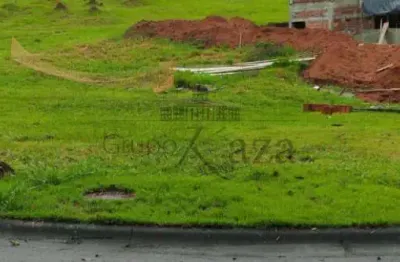 Oportunidade - Terreno em Condomínio - Vila Galvão - Caçapava - Condomínio Bella Vitta Caminho da Mata - 402,93m².