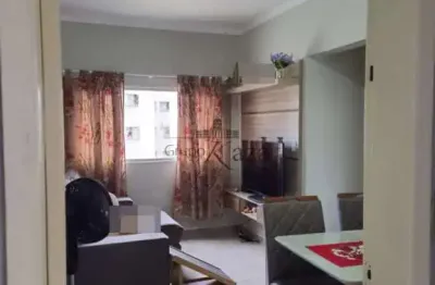 Oportunidade - Apartamento - Conjunto Residencial Trinta e Um de Março - Vila Palmeiras I - 48m².