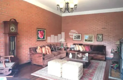 Casa em condomínio fechado com 4 quartos à venda na Alameda Dinamarca, 412, Alphaville, Barueri