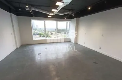 Sala comercial para alugar na Avenida Copacabana, 268, Empresarial 18 do Forte, Barueri