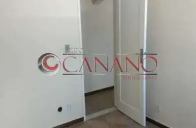 Apartamento com 2 quartos à venda na rua almirante calheiros da graça, méier, rio de janeiro, 50 m2 por r$ 190.000