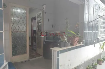 Casa com 2 quartos à venda na rua pompílio de albuquerque, engenho de dentro, rio de janeiro, 70 m2 por r$ 185.000