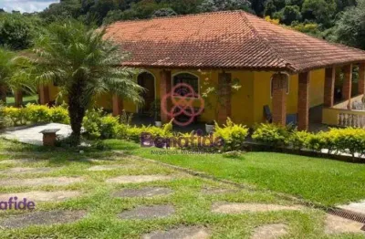 Chácara / sítio com 4 quartos à venda na Rua Sebastião Bueno Ferraz, Centro, Jarinu