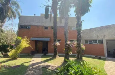 Sobrado com 5 dormitórios para alugar, 440 m² por r$ 15.747,28/mês - jardim santa teresa - jundiaí/sp