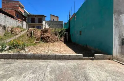 Terreno à venda na Rua Oscar Niemeyer, Vila Popular, Várzea Paulista