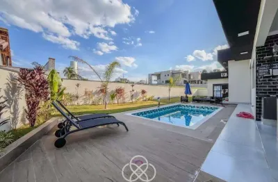 Casa com 3 quartos à venda na Avenida Alberto João Luchesi, Caxambu, Jundiaí