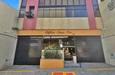 Sala comercial para venda localizada no edifício santo ivo, bairro centro, em jundiaí/sp.