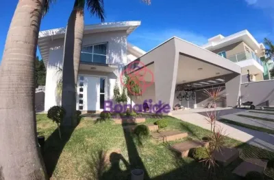 Casa com 4 quartos à venda na Avenida Humberto Cereser, Caxambu, Jundiaí