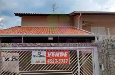 Casa com 3 quartos à venda na Rua Esvélcio Magrini, Vila Anchieta, Jundiaí