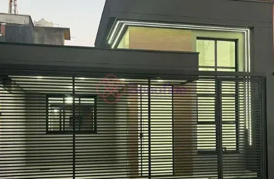 Casa terrea para venda, localizada no bairro jardim marambaia, na cidade de jundiaí.