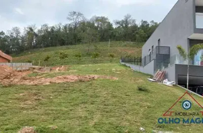 Terreno alphasitio - 711 metros - com projeto aprovado