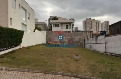 Terreno em condomínio fechado à venda na Avenida Doutor Martin Luther King, Umuarama, Osasco