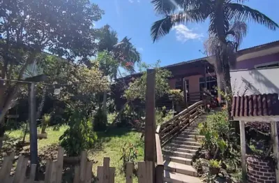 Maravilhosa casa no itacorubi um recanto paradisíaco dentro da cidade