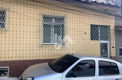 Vendo casa de vila 3 quartos com vaga 90m2 engenho novo rio de janeiro.