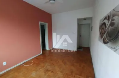 Vendo apartamento 2 quartos, 60 m2 com vaga na escritura, Vila Isabel RJ.
