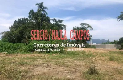 Terreno de esquina à venda – bairro golfinho, caraguatatuba