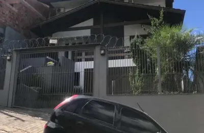 Casa com 4 quartos à venda no Vinhedos, Caxias do Sul 