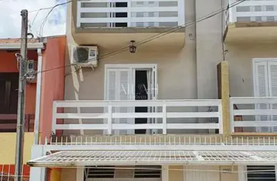 Casa com 2 quartos à venda na Rua Maximiliano A. Rodrigues, 186, Santa Lúcia, Caxias do Sul