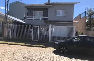 Casa semimobiliada com lareira e pátio em colina sorriso, caxias do sul - venda
