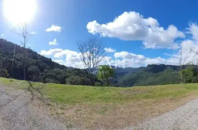 Excelente chácara de 3 hectares com pavilhão a apenas 4km da zona urbana em são virgílio